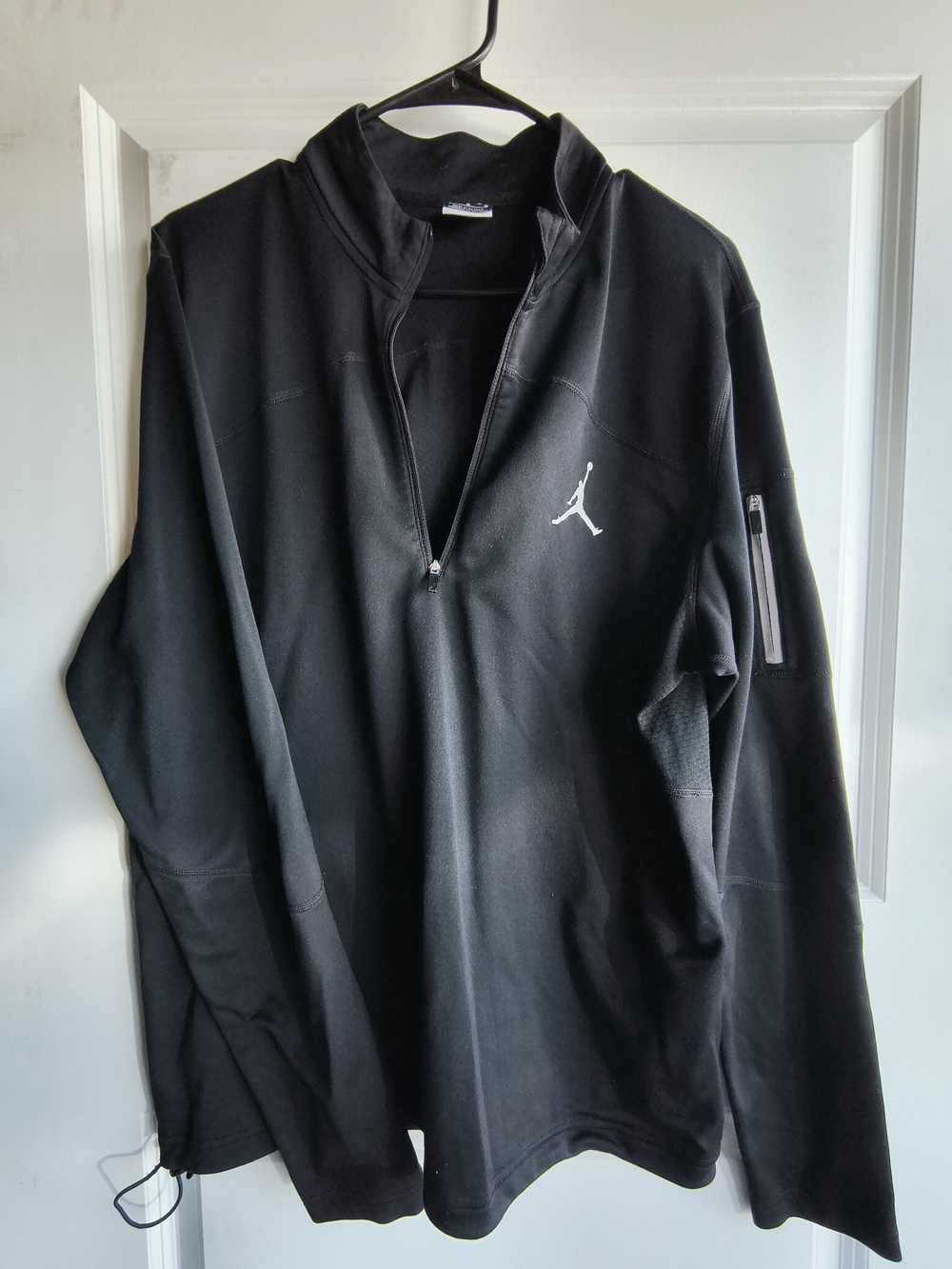 Jordan Men's Black Quarter-Zip Pullover Jacket